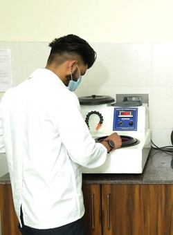 Metallographic Specimen Grinder and Polisher
